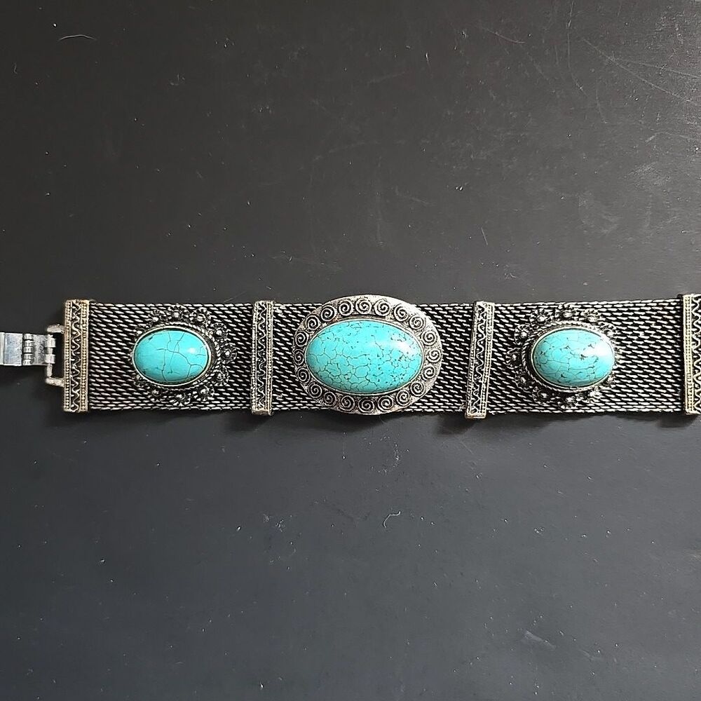 Vintage Silver Tone Mesh Bracelet Faux Turquoise Cabochon Statement